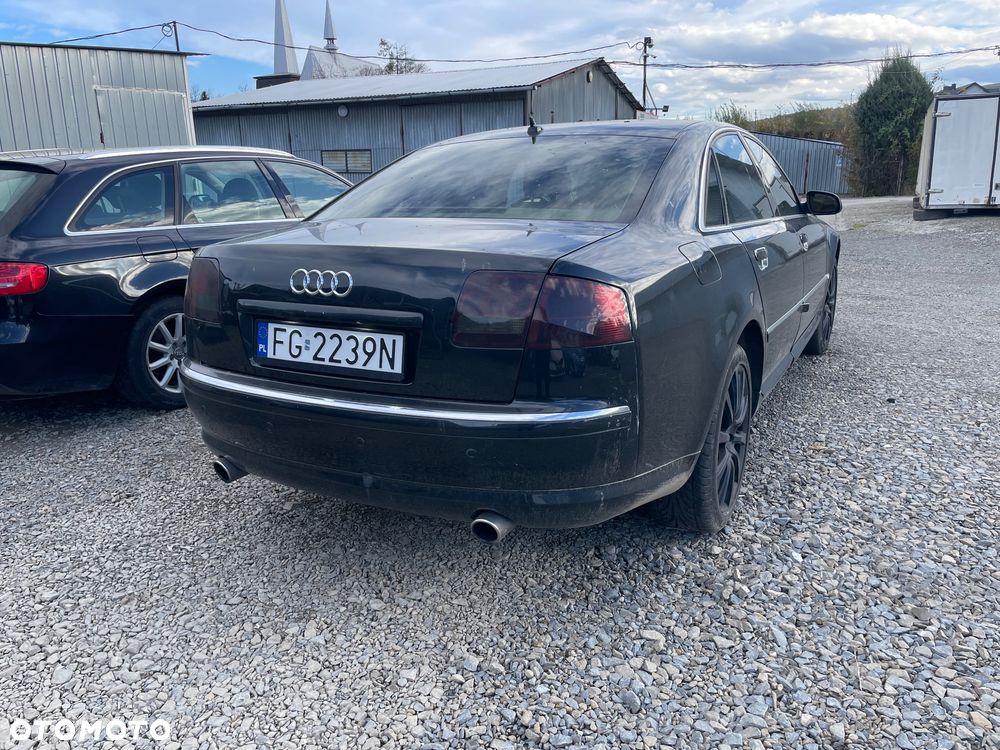Audi A8 - 1