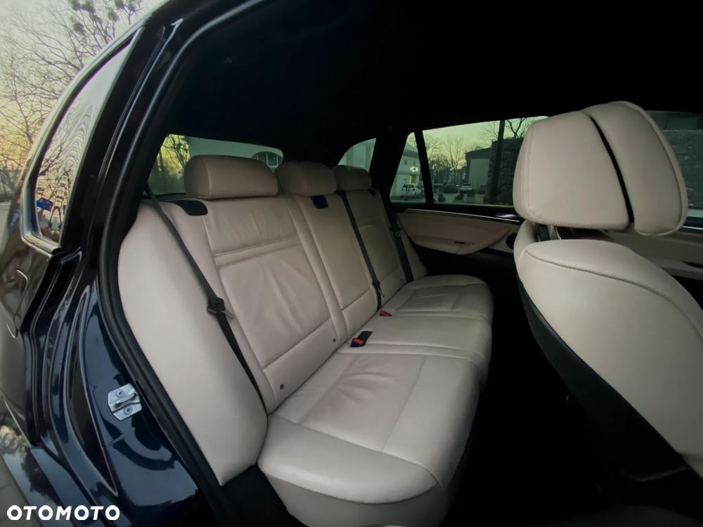 BMW X5 M M50d - 12