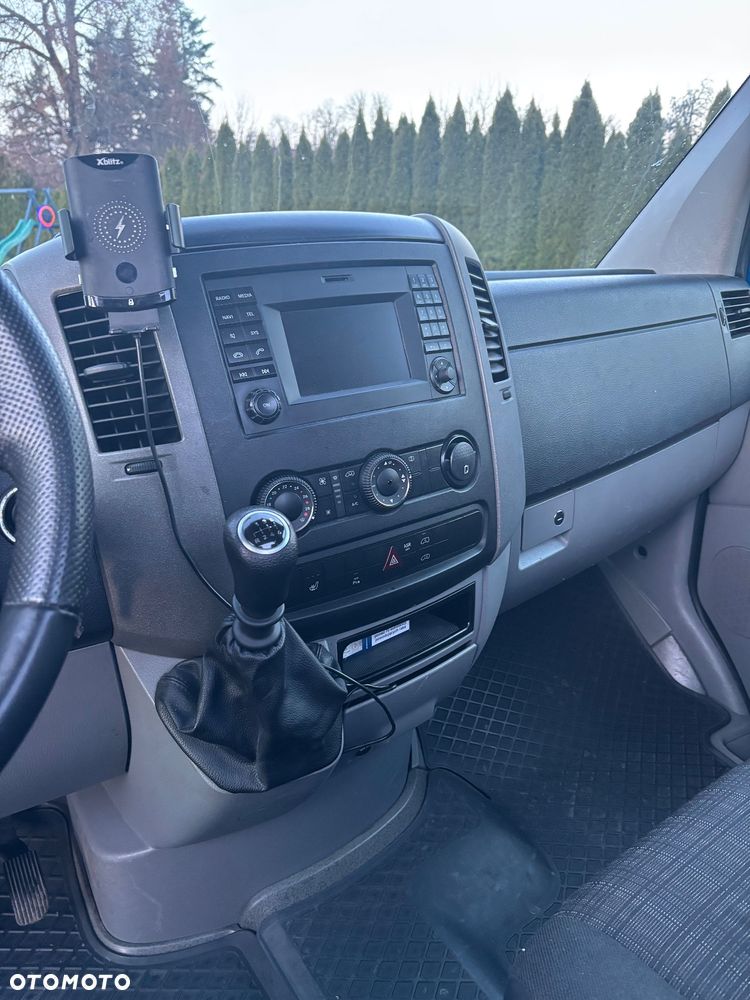 Mercedes-Benz Sprinter - 5
