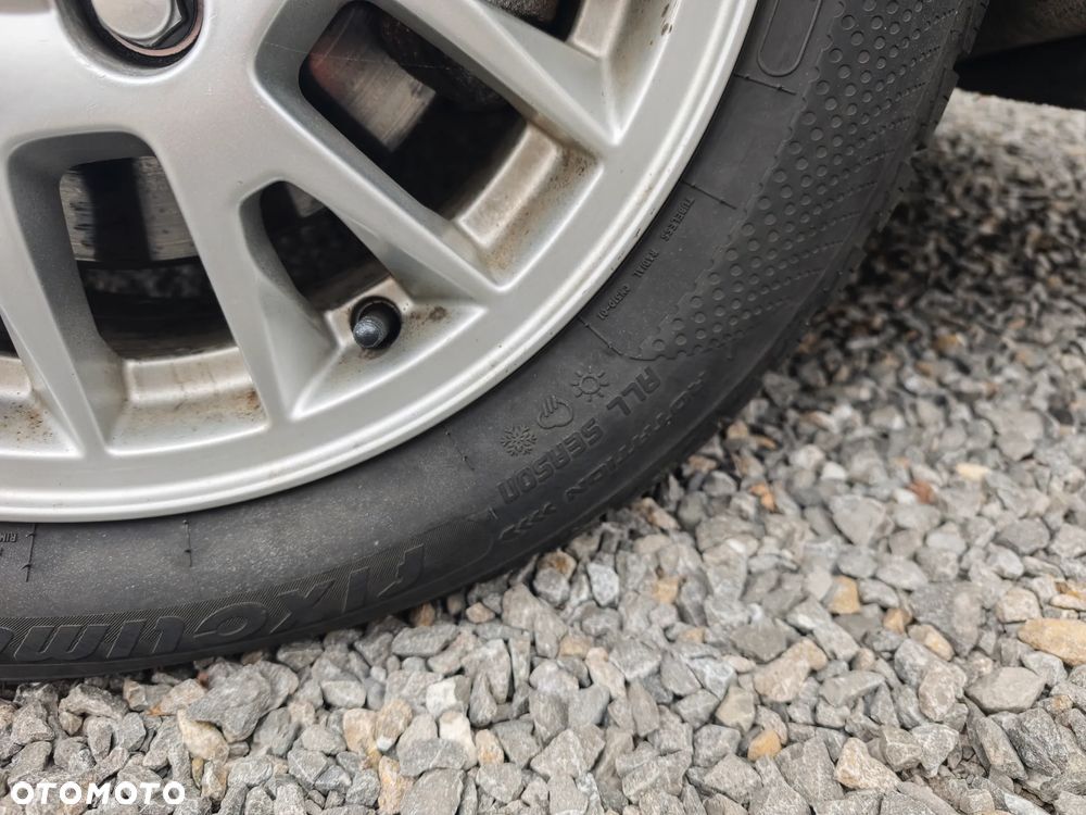 Mitsubishi Carisma 1.6 Classic - 22