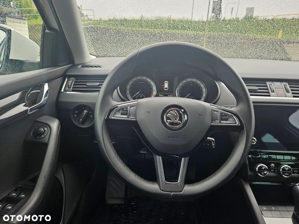 Skoda Octavia 2.0 TDI 4x4 Style DSG - 22