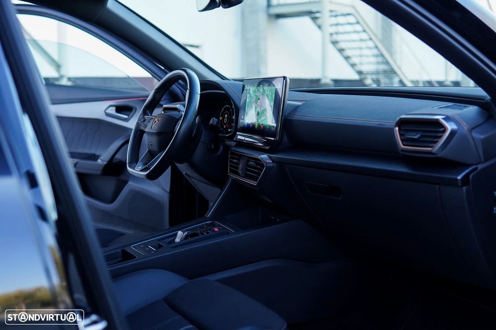 Cupra Formentor 1.4 e-Hybrid Plus DSG - 33