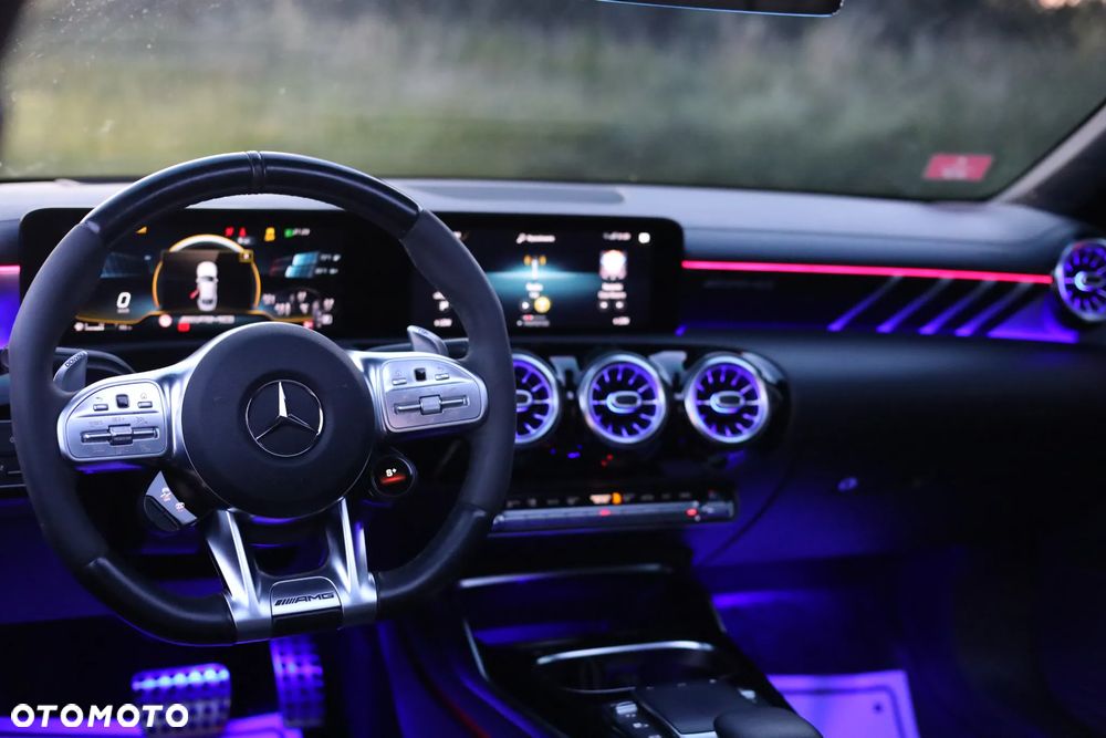 Mercedes-Benz CLA AMG 45 4-Matic 8G-DCT - 27