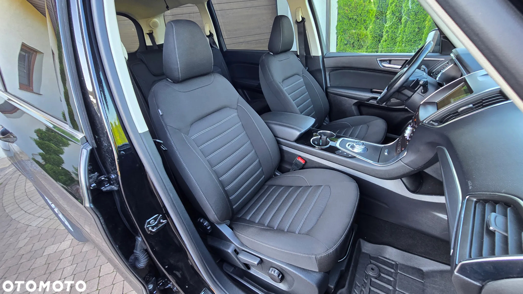 Ford Galaxy - 29
