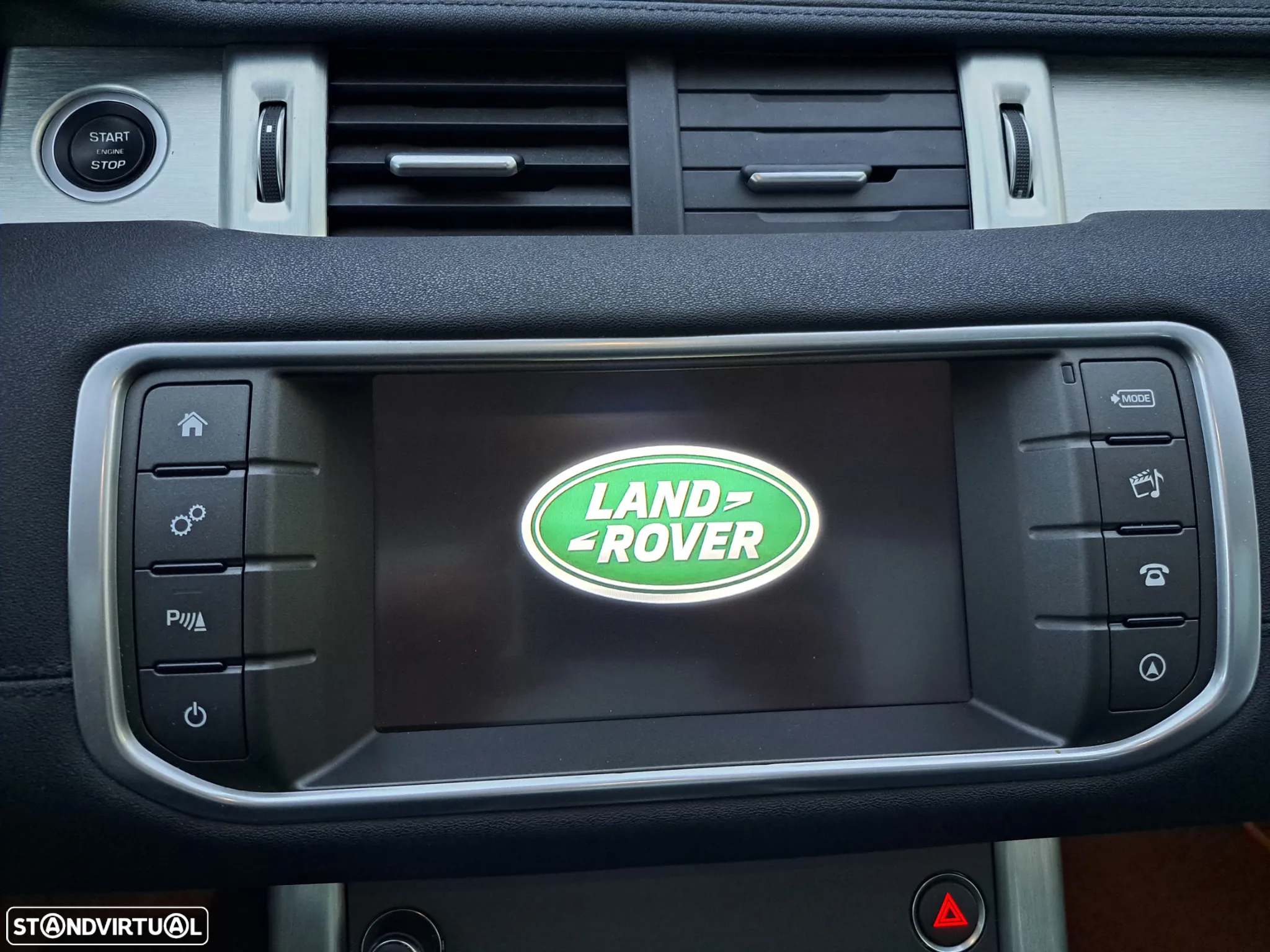 Land Rover Range Rover Evoque 2.0 D180 AWD Auto - 17