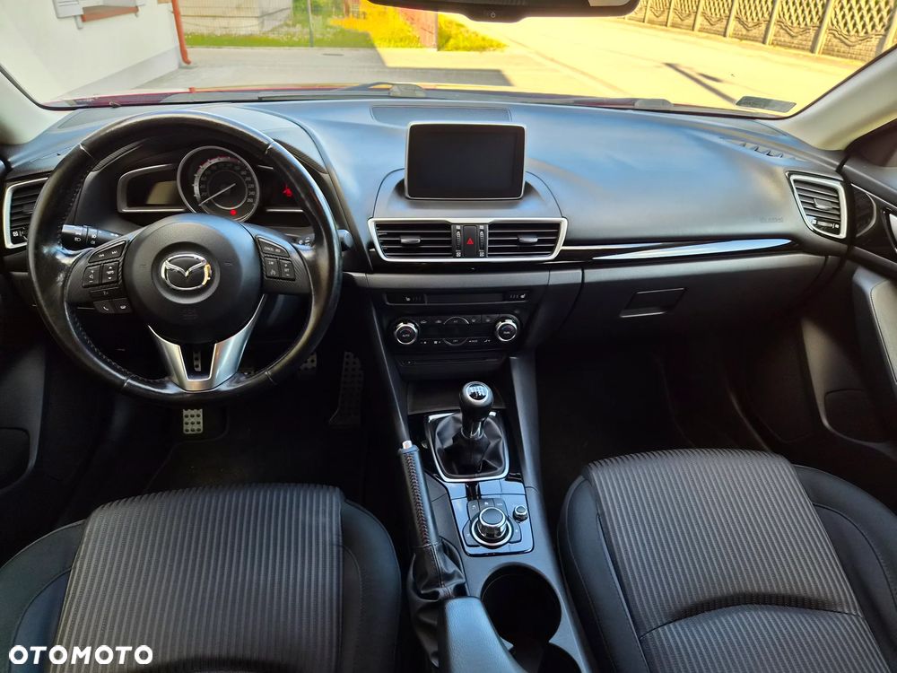 Mazda 3 - 8