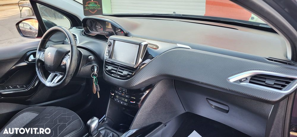 Peugeot 2008 1.2 VTi Access - 22