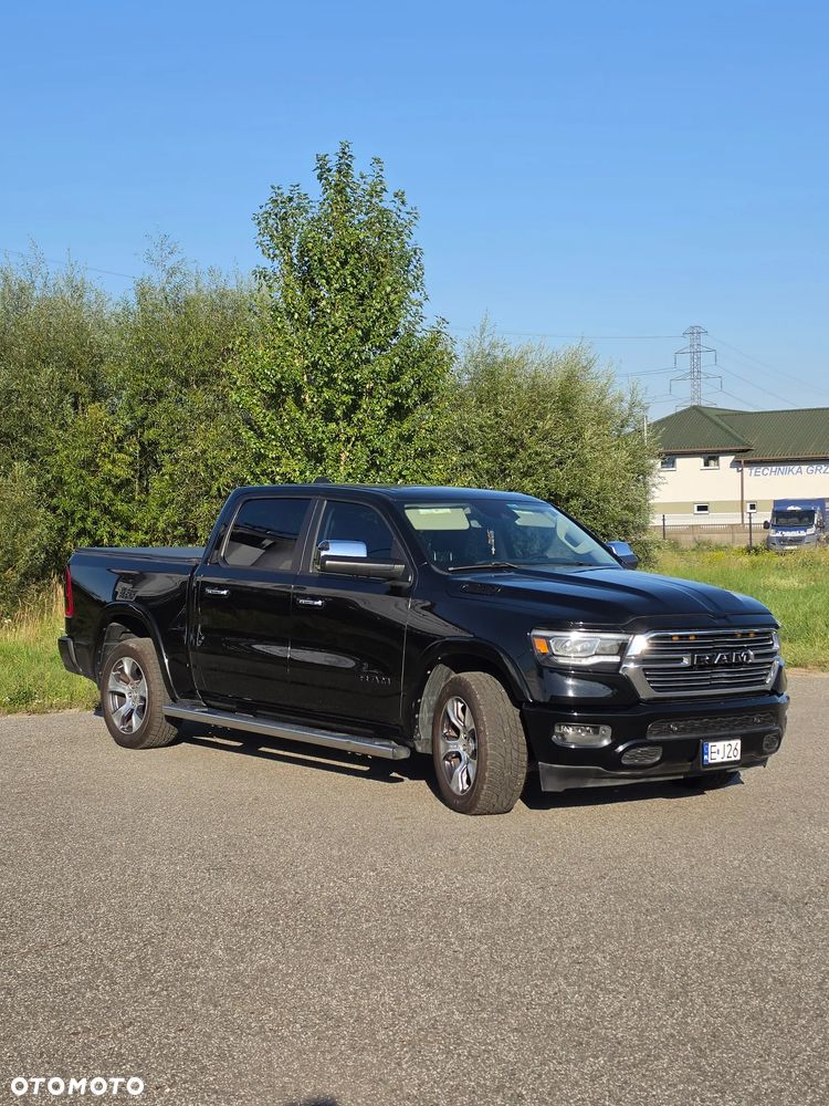 RAM 1500 Crew Cab Shortbed Laramie - 1