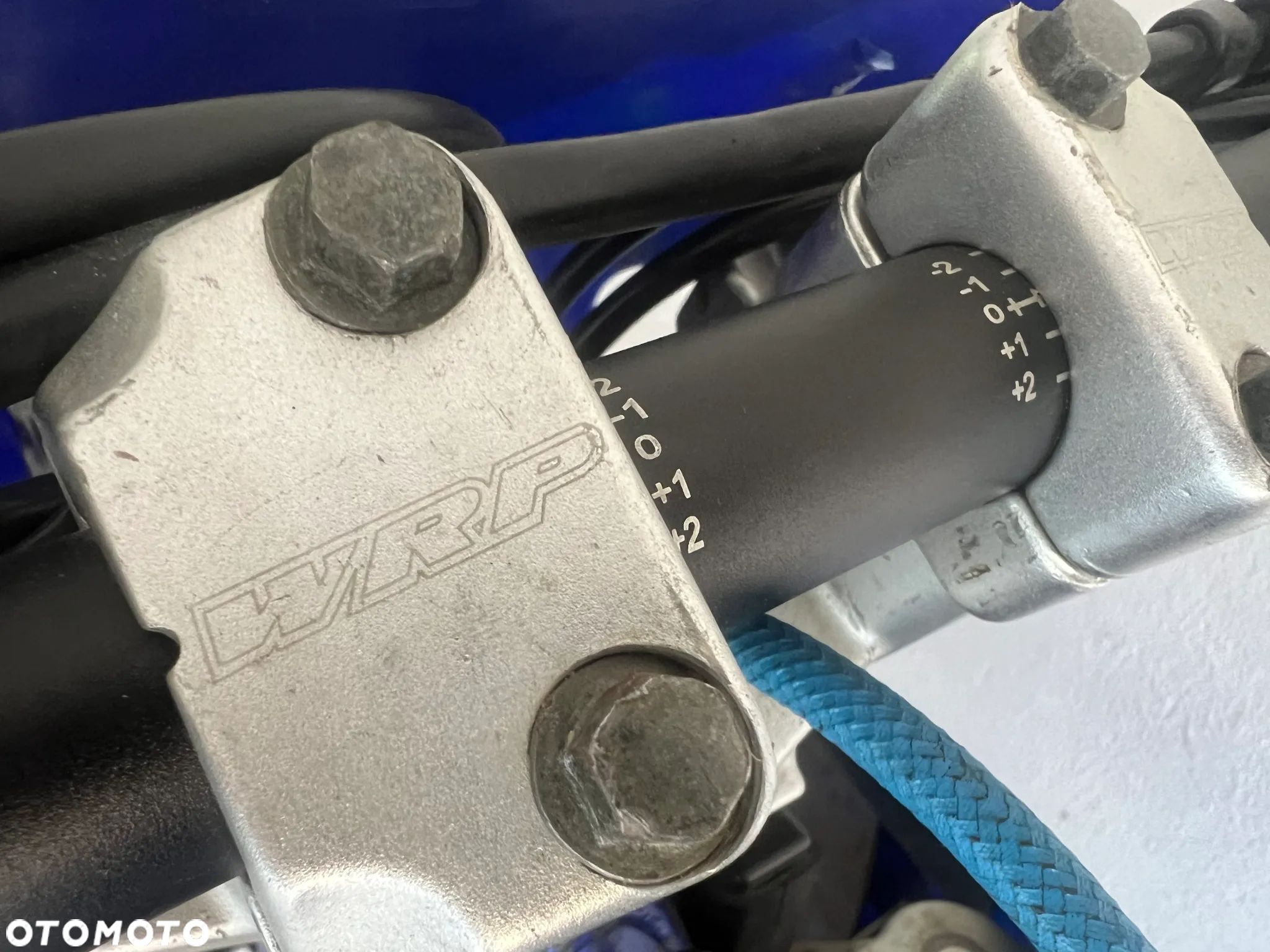 Yamaha WR - 8