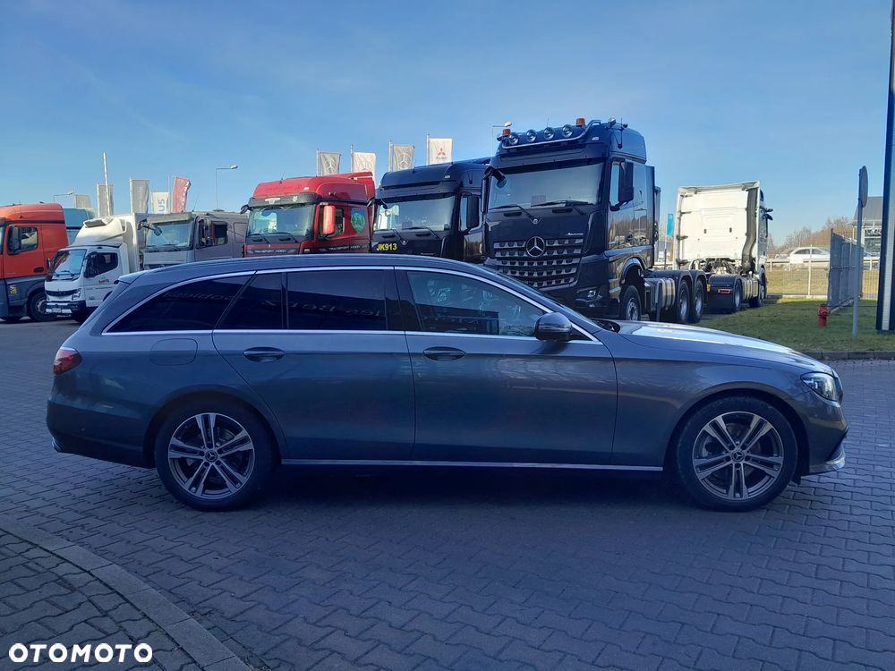 Mercedes-Benz Klasa E 220 d 4-Matic Avantgarde - 7