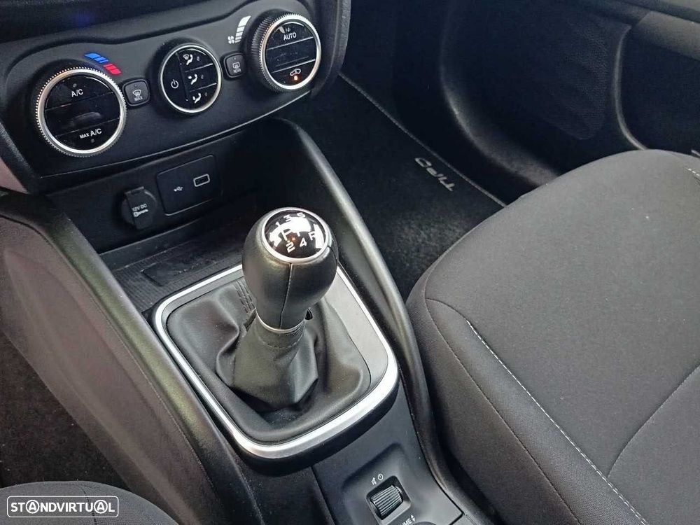 Fiat Tipo Station Wagon Cross 1.0 GSE T3 Cross - 22