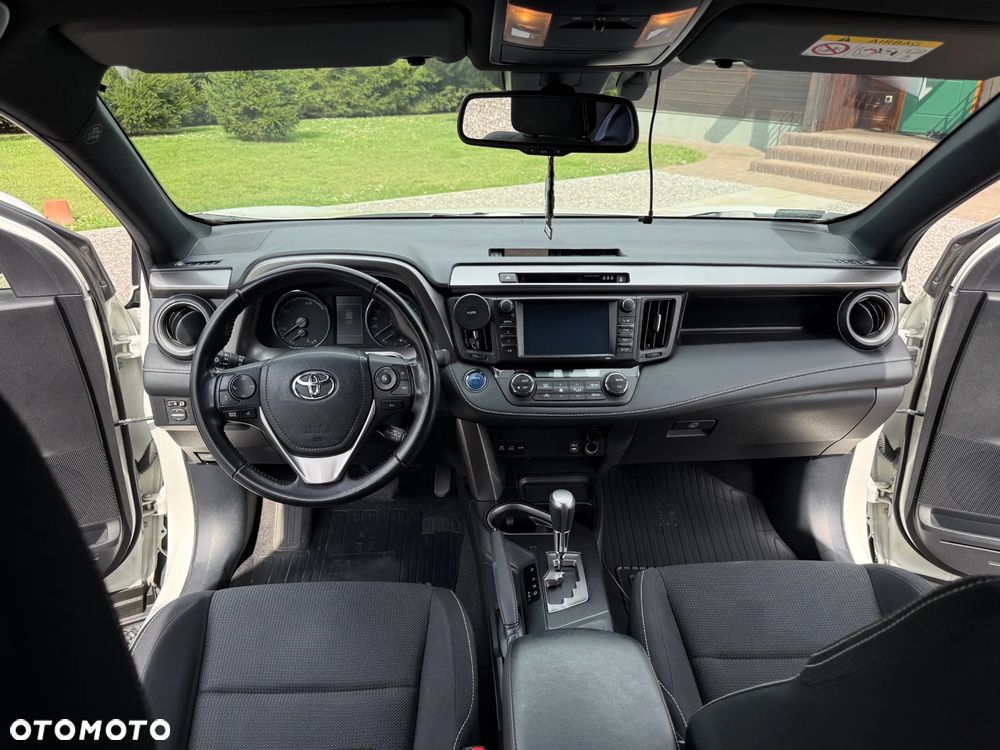 Toyota RAV4 Hybrid Premium 4x4 - 11