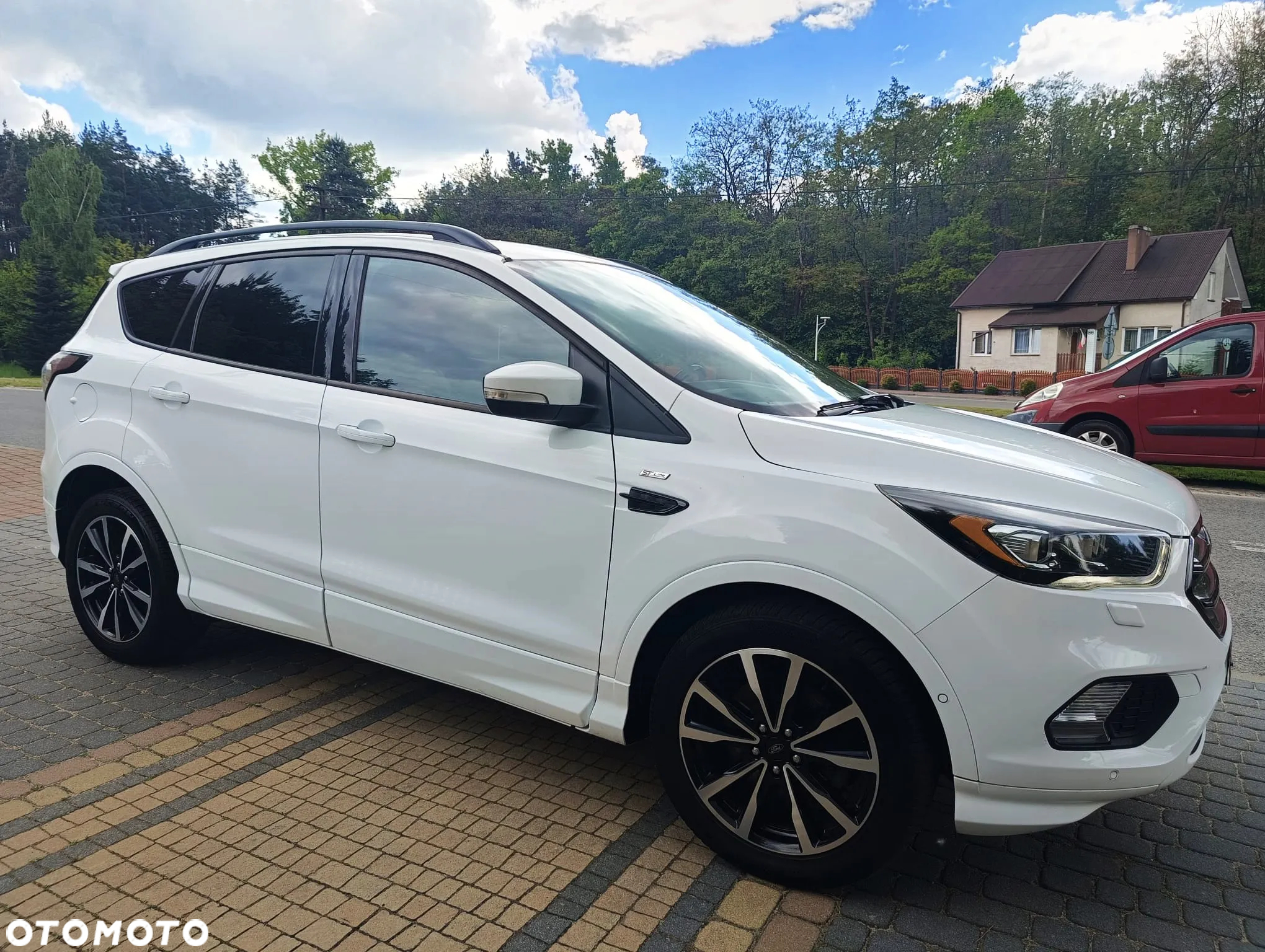 Ford Kuga 2.0 TDCi 2x4 Titanium - 38