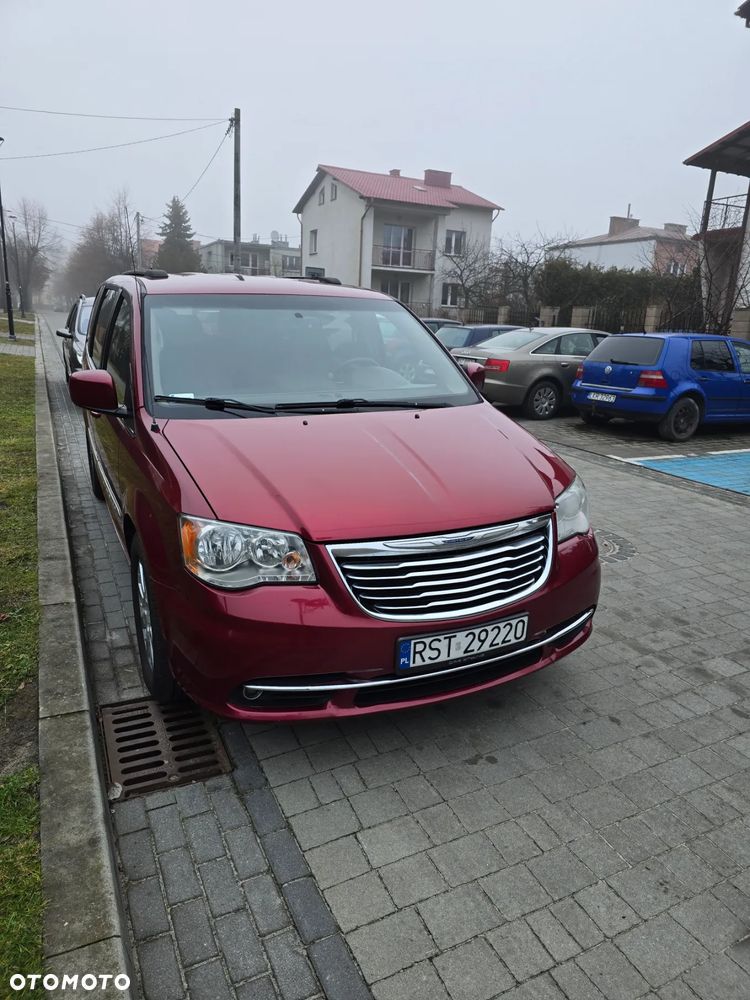 Chrysler Town & Country 3.6 Limited - 1