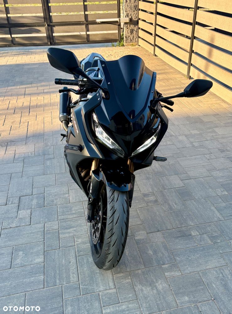 Honda CBR - 6