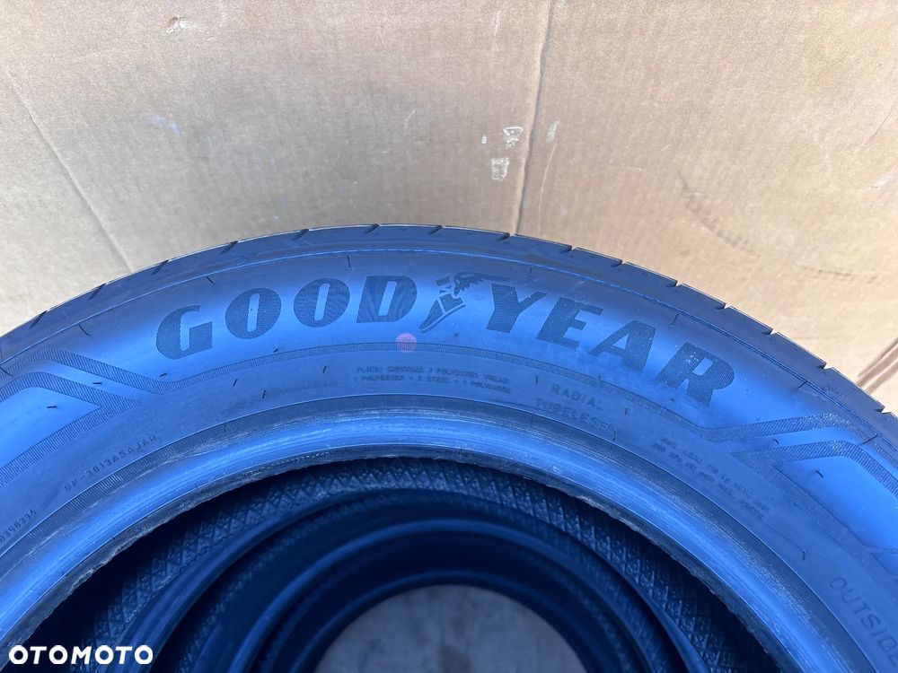 Komplet Opon Letnich Nowy Opony Letnie 215 60 R17 96H Goodyear Efficient Grip 2 SUV Demo 215/60 R17 4 Sztuki - 8