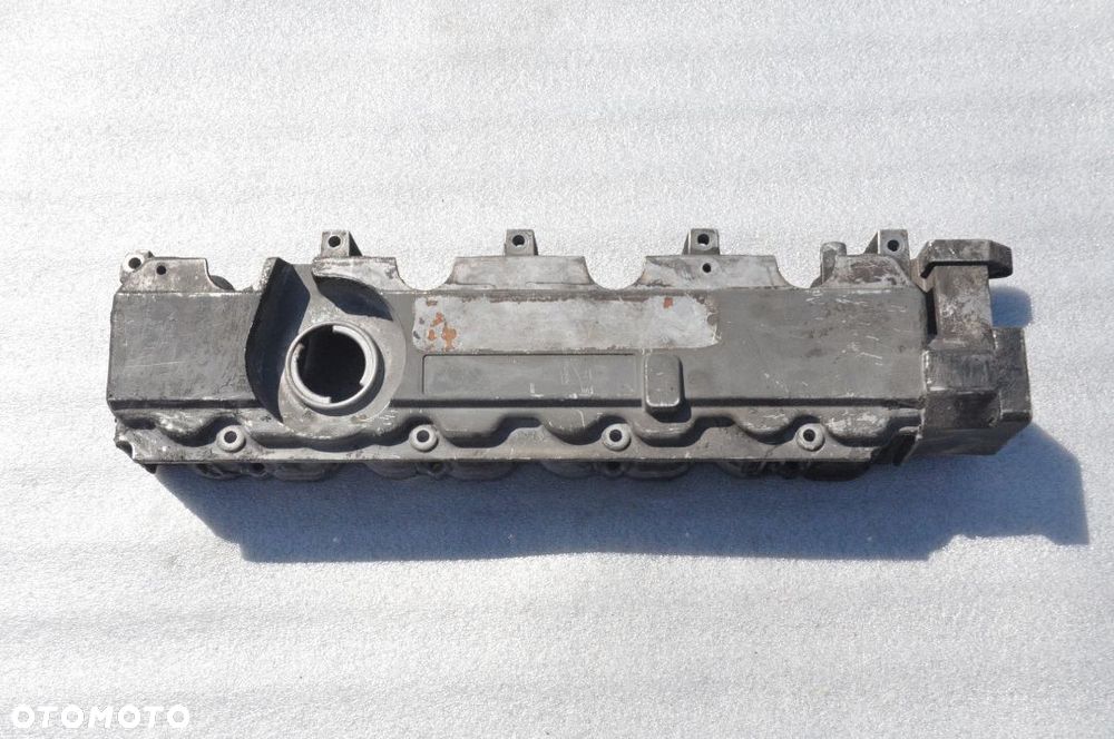 DEKIEL POKRYWA SILNIKA DEUTZ NR 04289707RY - 1