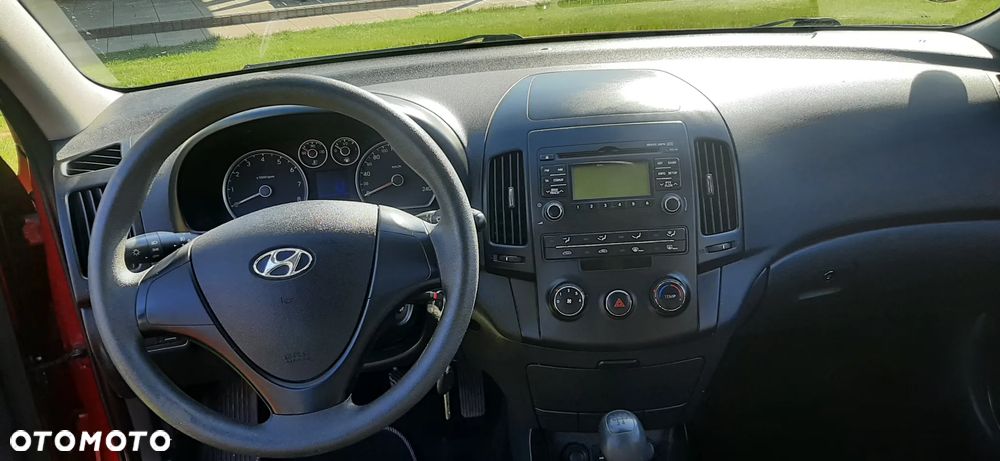 Hyundai i30 1.4 Edition 20 - 19