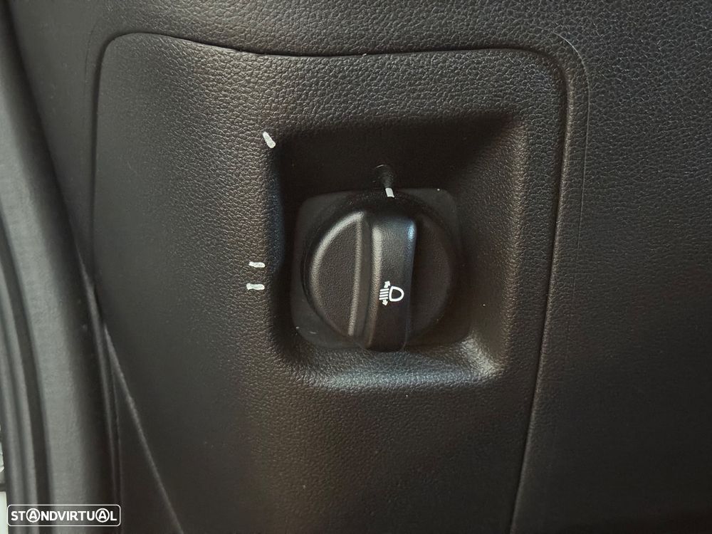 Dacia Spring Comfort - 10