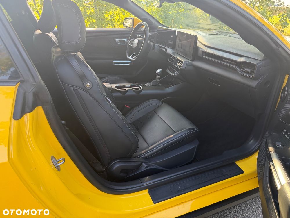 Ford Mustang 2.3 EcoBoost - 4