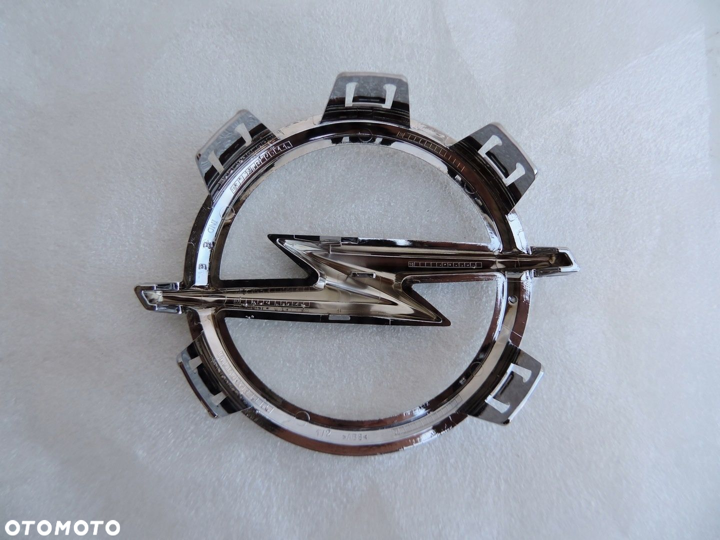 Emblemat znaczek logo przód Opel GRANDLAND nowy - 2