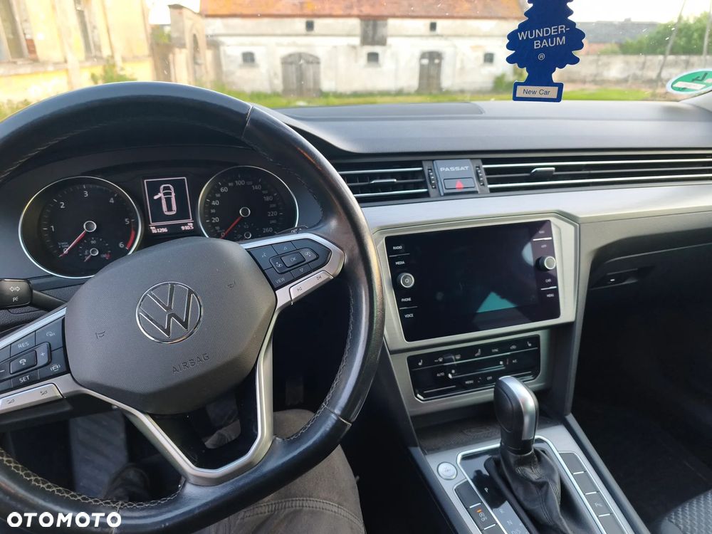 Volkswagen Passat 2.0 TDI EVO Elegance DSG - 13