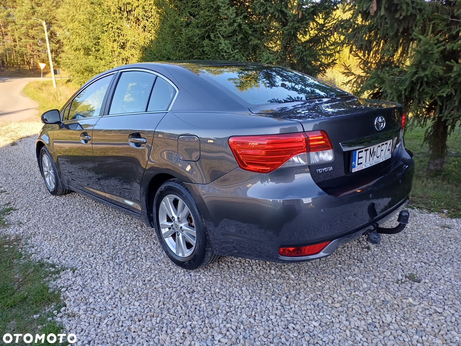 Toyota Avensis 1.8 Premium - 24