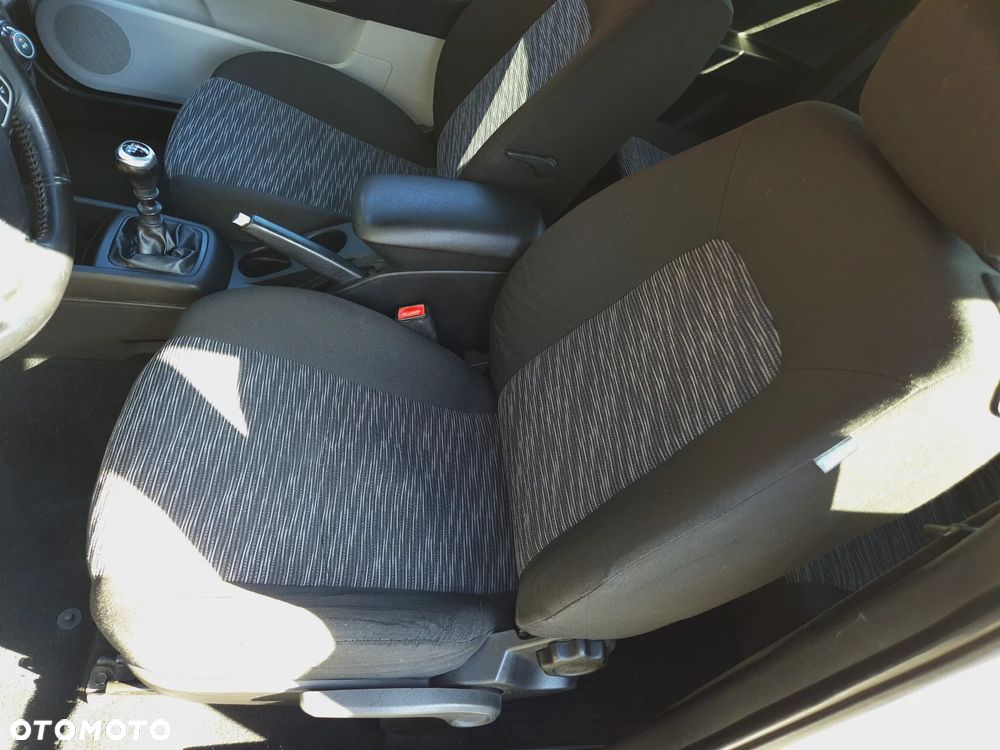 Kia ProCeed 1.6 CVVT LX - 16