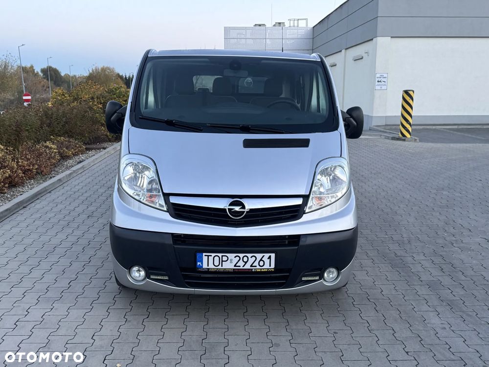 Opel Vivaro - 25