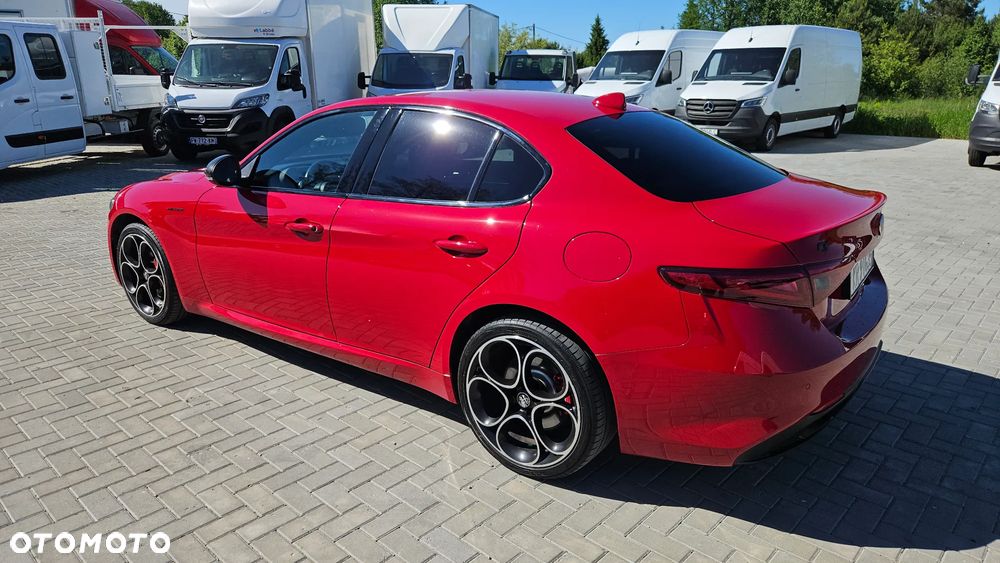 Alfa Romeo Giulia 2.0 Turbo Veloce Q4 - 4