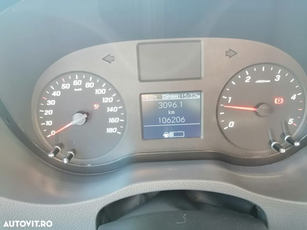 Mercedes-Benz Aveuro Sprinter - 29