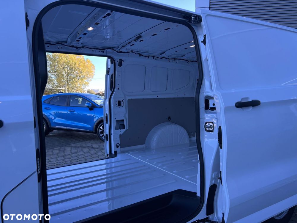 Ford Transit Custom - 23