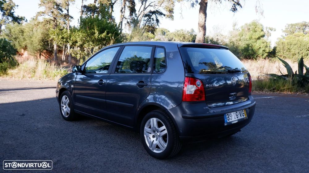 VW Polo - 2