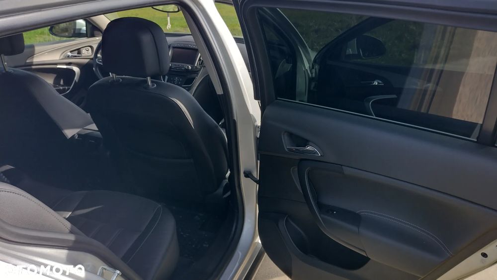 Opel Insignia 2.0 CDTI 4x4 Sports Tourer - 23