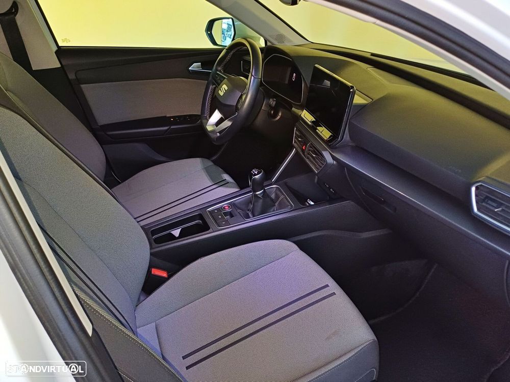 SEAT Leon 1.0 TSI Style — fotografia 5