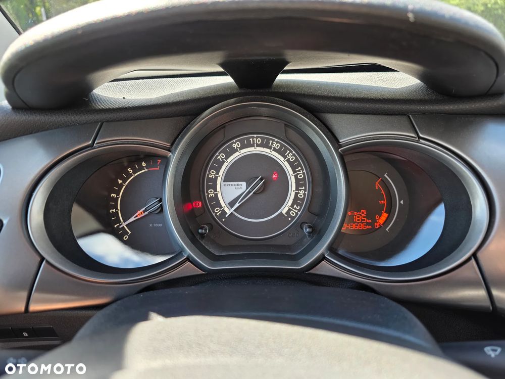 Citroën C3 Pure Tech (VTi) 82 Exclusive - 16