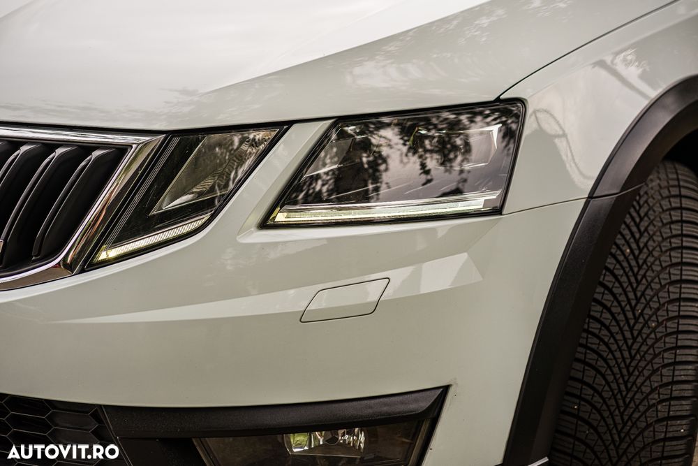 Skoda Octavia 2.0 TDI 4x4 DSG Scout - 23