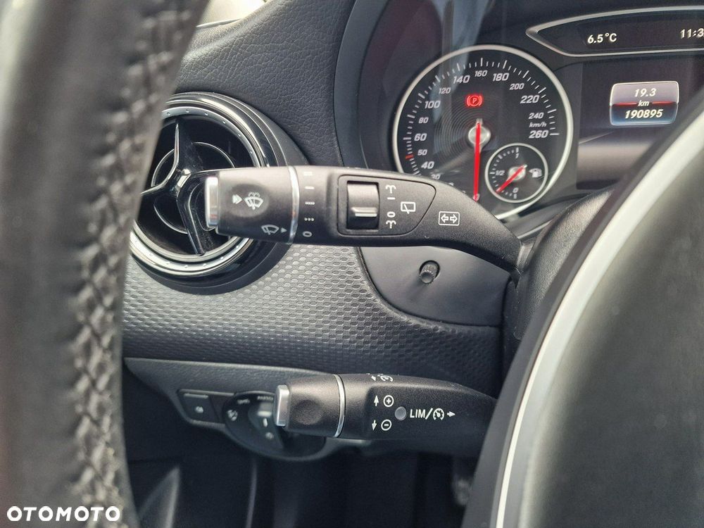 Mercedes-Benz Klasa A 180 Style - 37