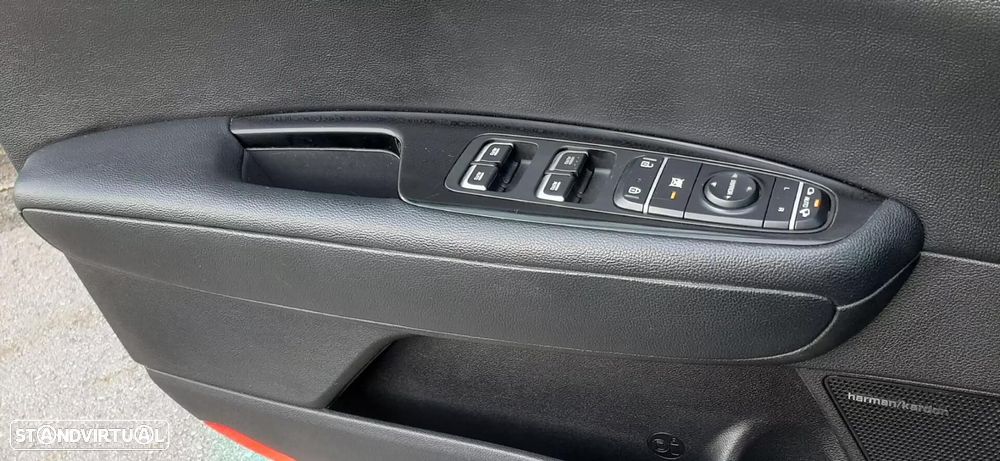 Kia Optima SW - 45