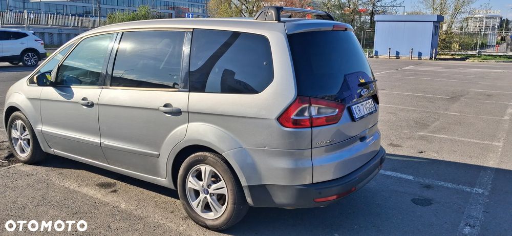 Ford Galaxy - 7