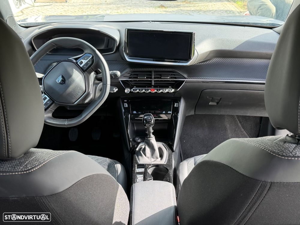 Peugeot 2008 1.2 PureTech Allure - 8