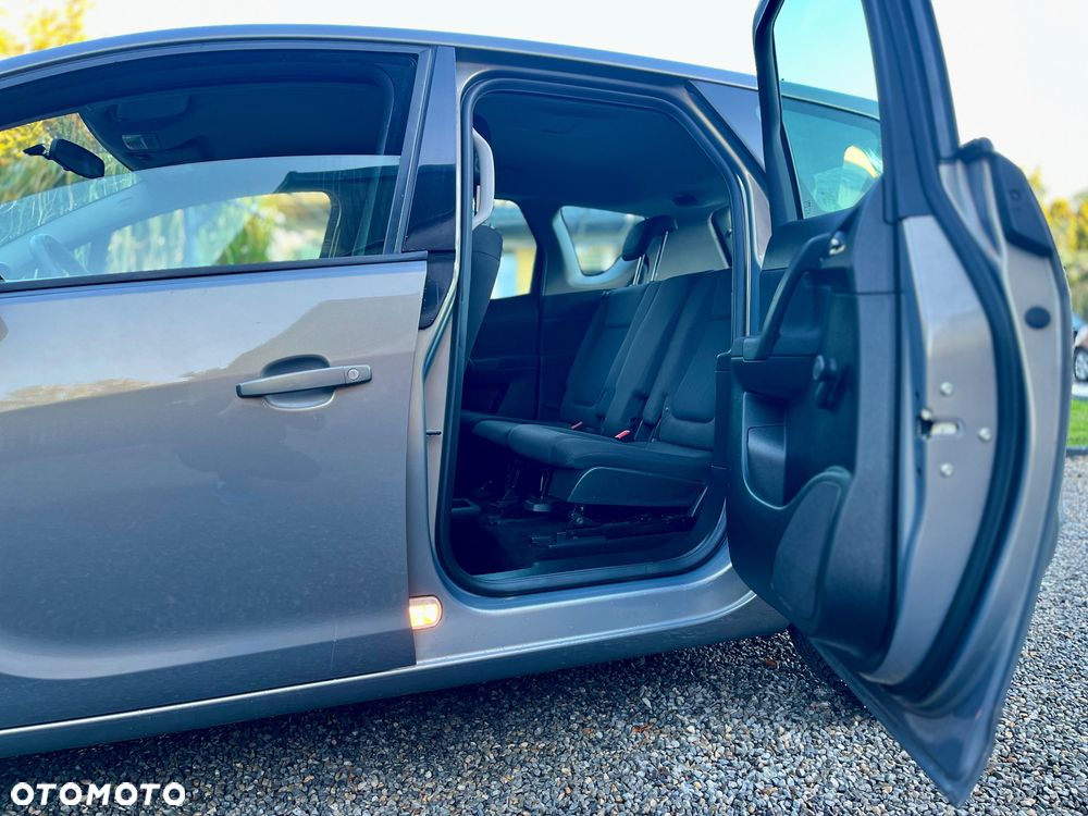 Opel Meriva - 15