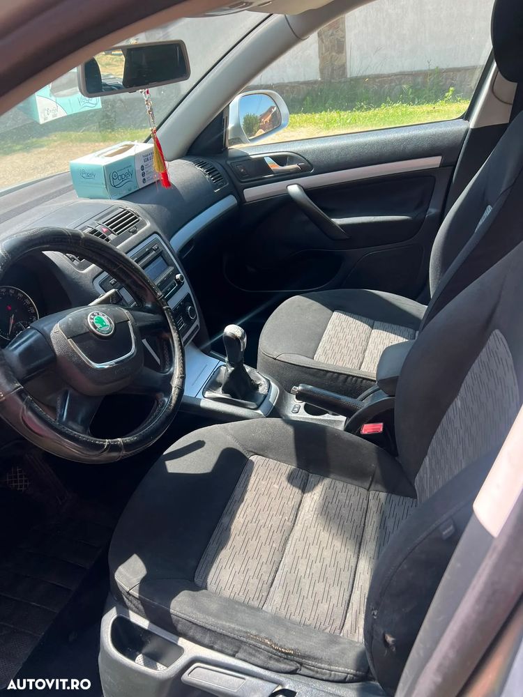 Skoda Octavia 1.6 TDI ELEGANCE - 4