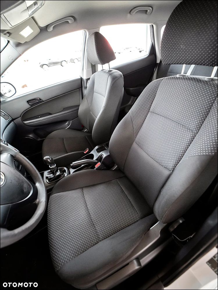 Hyundai i30 1.6 CRDi Edition 20 - 30