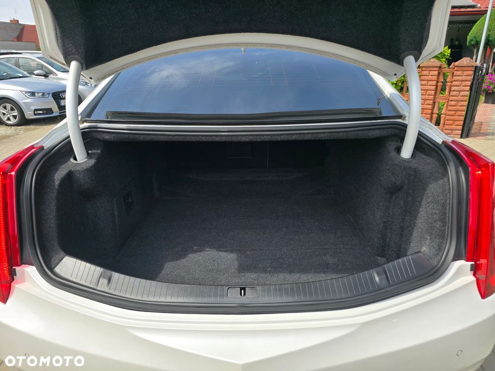 Cadillac XTS - 20
