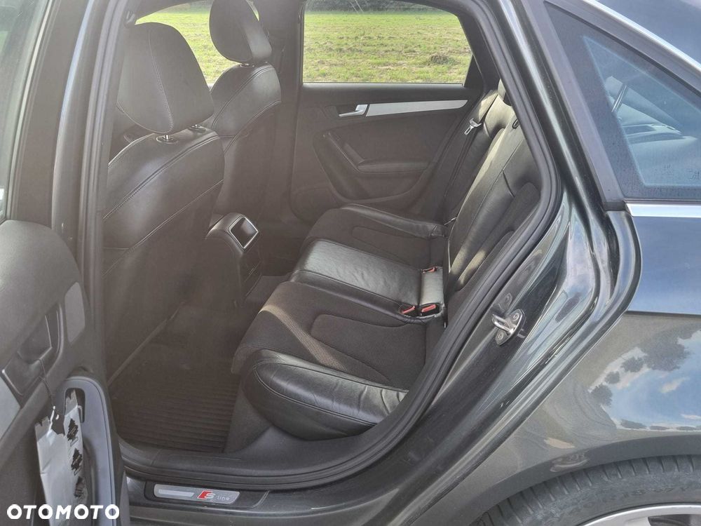 Audi A4 Limousine - 6