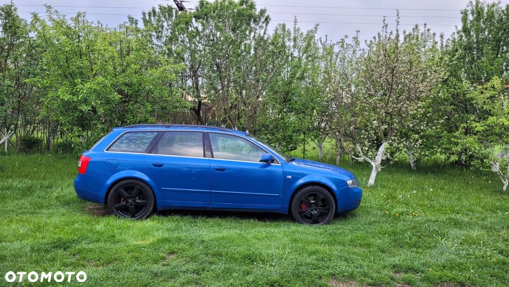 Audi A4 Avant 2.5 TDI Quattro - 1