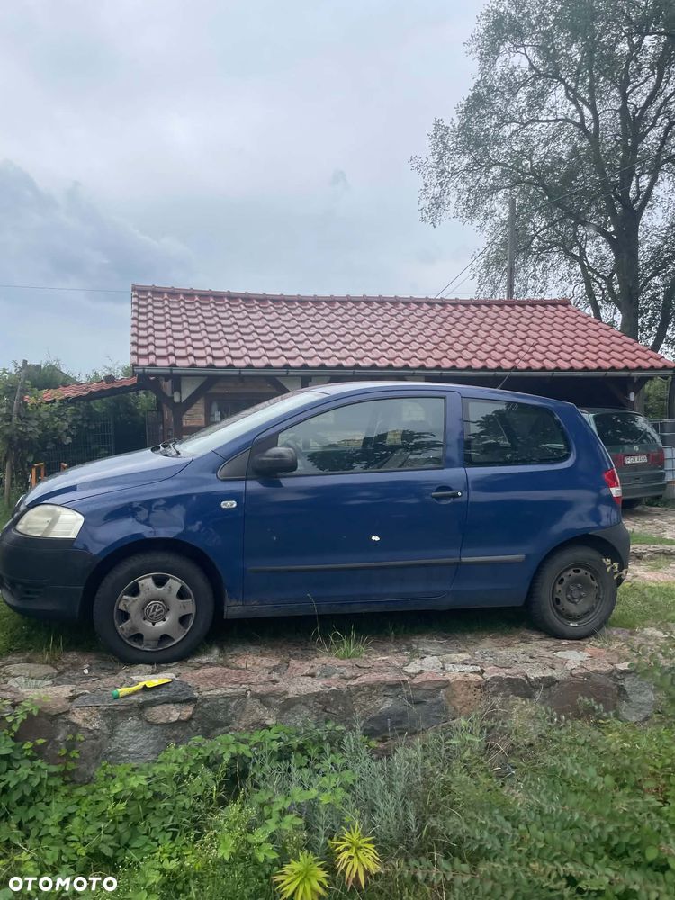 Volkswagen Fox - 2