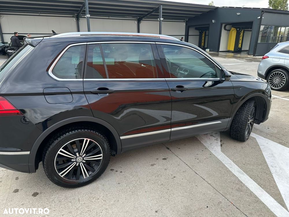Volkswagen Tiguan 2.0 TDI 4Mot DSG Comfortline - 6