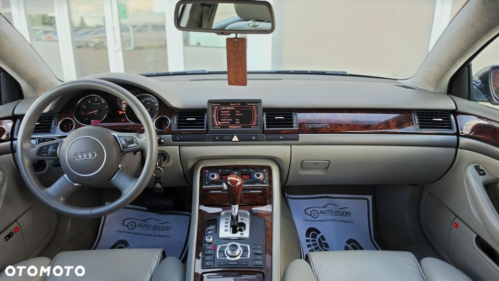 Audi A8 3.7 Quattro - 5